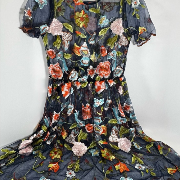 LuLaRoe Floral Embroidered Medium Navy Short Sleeve Dress M - Picture 9 of 14